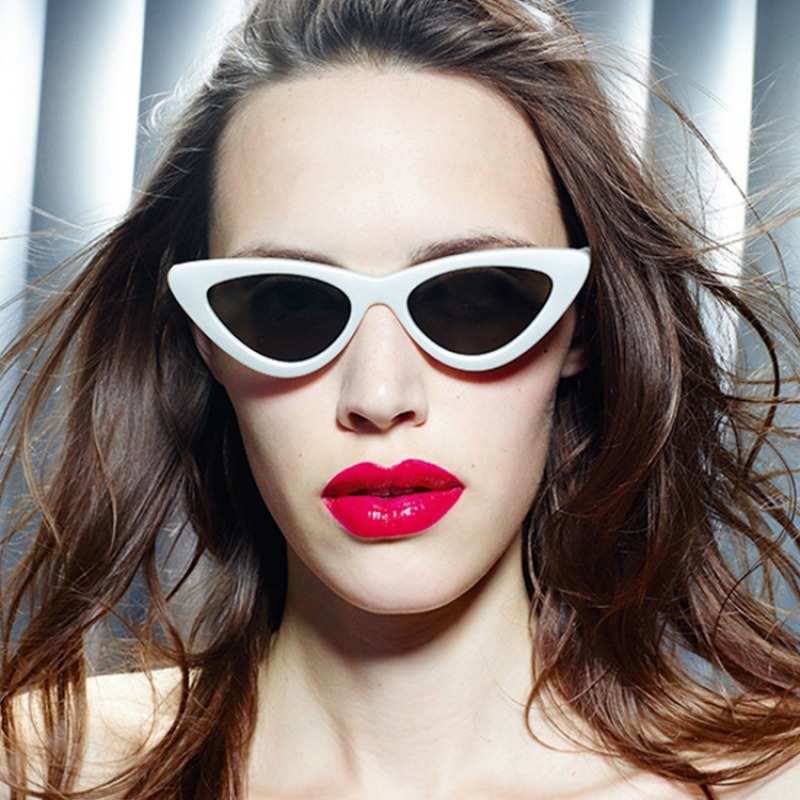 Streetwear Brand Red - Sexy kleine driehoekige Cat Eye zonnebril