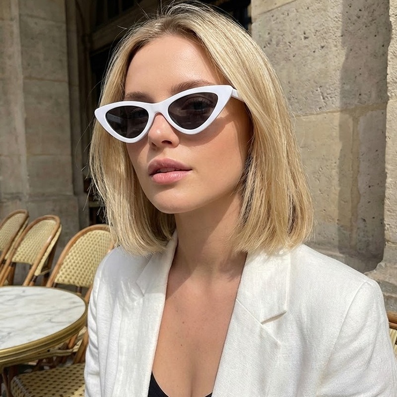 Sexy kleine driehoekige Cat Ey - Streetwear Brand Red recensie en prijs
